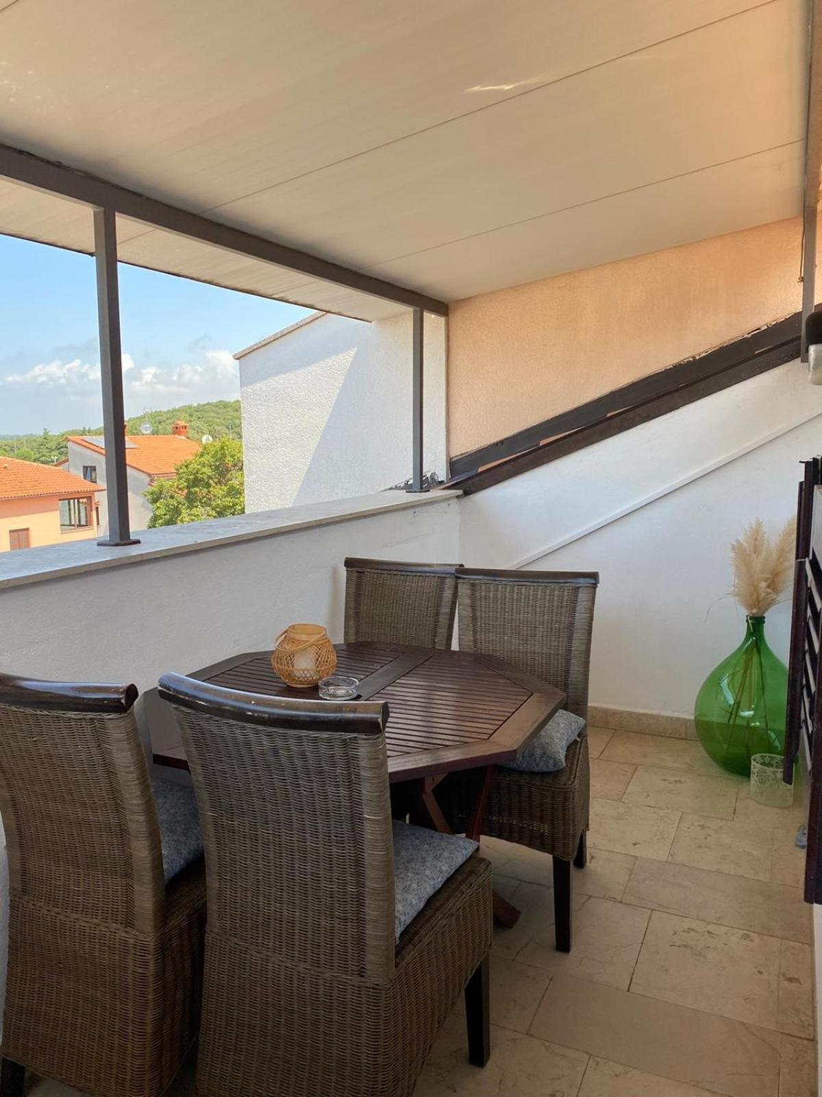 Apartmani "Glavas" Vrsar Exteriör bild
