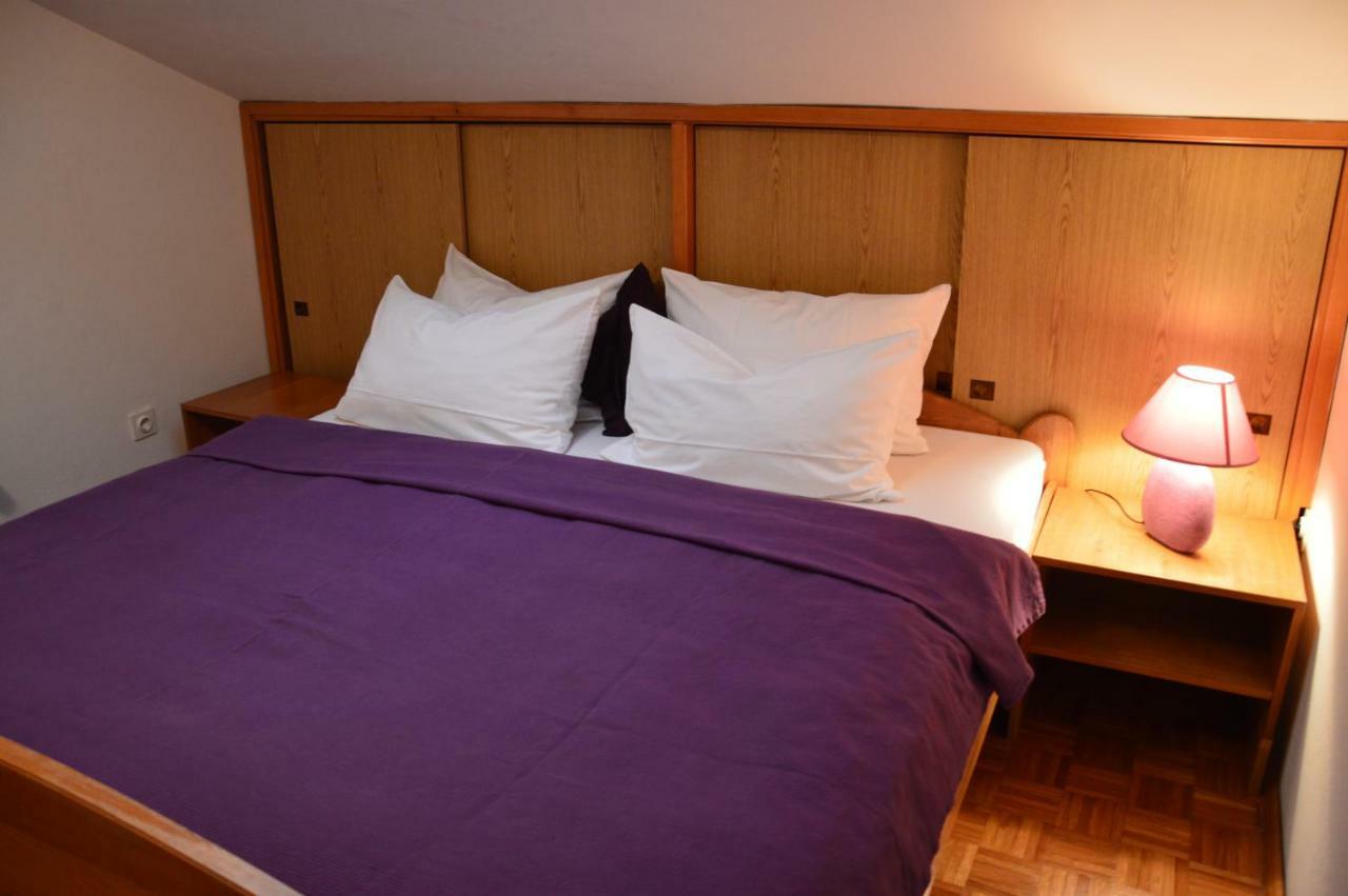 Apartmani "Glavas" Vrsar Exteriör bild