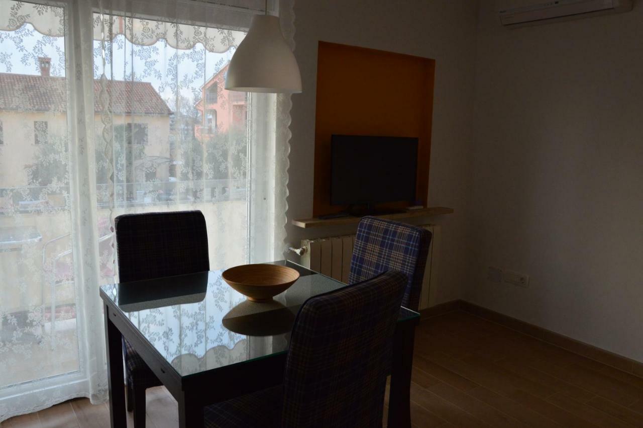 Apartmani "Glavas" Vrsar Exteriör bild